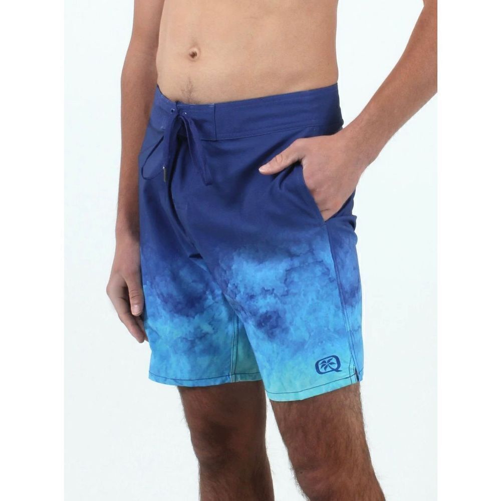 NEW WITH TAGS QUIET STORM Water Print size 28 with 19" inseamTrunk Our signature